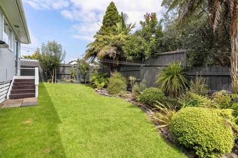 Photo of property in 114 Everitt Crescent, Whangamata, 3620