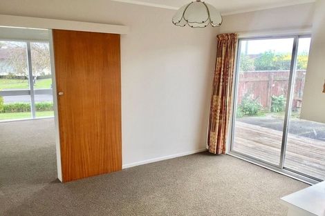 Photo of property in 16 Karamu Street, Tawhero, Whanganui, 4501