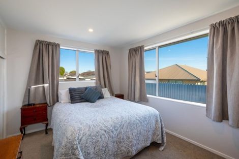 Photo of property in 1/43a Merrington Crescent, Aranui, Christchurch, 8061