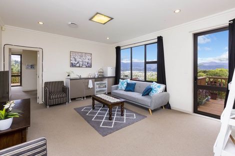 Photo of property in 15 Swain Grove, Riverstone Terraces, Upper Hutt, 5018