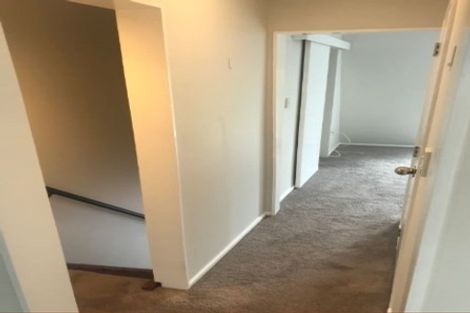 Photo of property in 2/49 Mandalay Terrace, Khandallah, Wellington, 6035