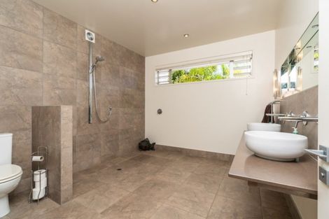 Photo of property in 18 Wintle Street, Mangawhai Heads, Mangawhai, 0505