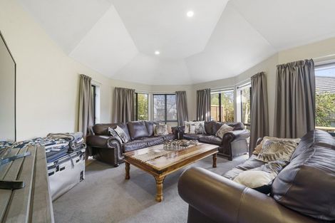 Photo of property in 5 Harry Shaw Way, Raumati South, Paraparaumu, 5032