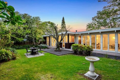 Photo of property in 55 Hillcrest Avenue, Hillcrest, Auckland, 0627