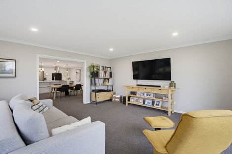 Photo of property in 62 Cassino Street, Rangiora, 7400