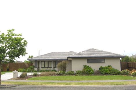 Photo of property in 18 Puhara Avenue, Parklands, Christchurch, 8083