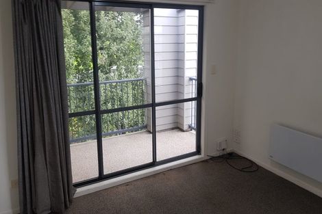 Photo of property in 2/83 Portage Road, New Lynn, Auckland, 0600