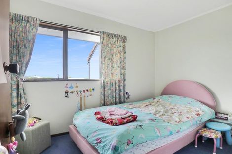 Photo of property in 1/7 Roslyn Road, Mount Wellington, Auckland, 1060