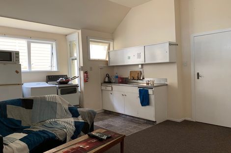 Photo of property in 21 Burnell Avenue, Thorndon, Wellington, 6011