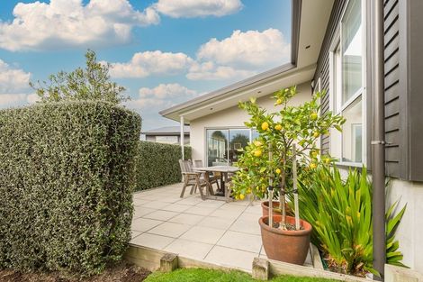 Photo of property in 6 Hadleigh Lane, Westmorland, Christchurch, 8025