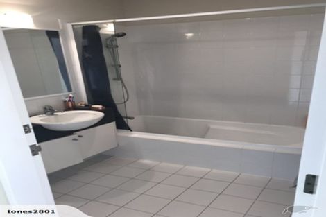 Photo of property in 44b Fairview Crescent, Kelburn, Wellington, 6012