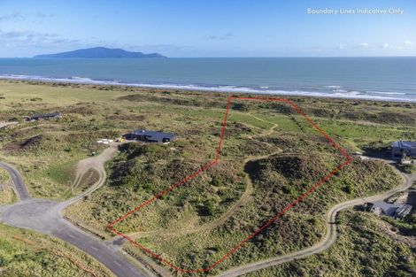 Photo of property in 18 Mahurenga Lane, Te Horo, Otaki, 5581