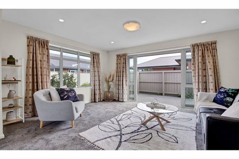 Photo of property in 1/36 Tuckers Road, Redwood, Christchurch, 8051