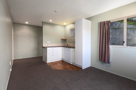 Photo of property in 8a Cullen Place, Tawa, Wellington, 5028