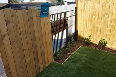 Photo of property in 2/11 Cressy Street, Waterloo, Lower Hutt, 5011