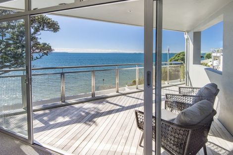 Photo of property in 67 Rothesay Bay Road, Rothesay Bay, Auckland, 0630