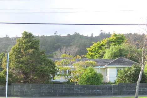 Photo of property in 287 Stokes Valley Road, Stokes Valley, Lower Hutt, 5019