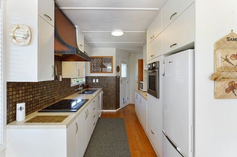 Photo of property in 61 Martin Road, Paraparaumu Beach, Paraparaumu, 5032