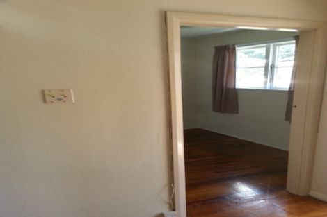 Photo of property in 34 Allington Road, Karori, Wellington, 6012