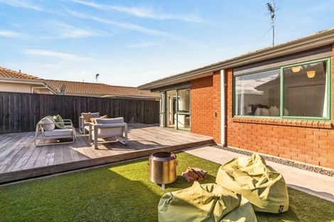 Photo of property in 2 Aldermen Avenue, Papamoa Beach, Papamoa, 3118