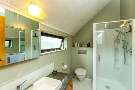 Photo of property in 27 Fairfax Terrace, Frankleigh Park, New Plymouth, 4310