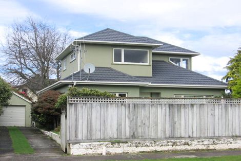 Photo of property in 30 Hardie Street, Hokowhitu, Palmerston North, 4410
