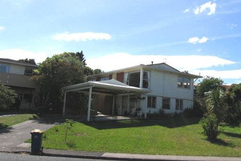 Photo of property in 3 Mowbray Place, Sunnynook, Auckland, 0620