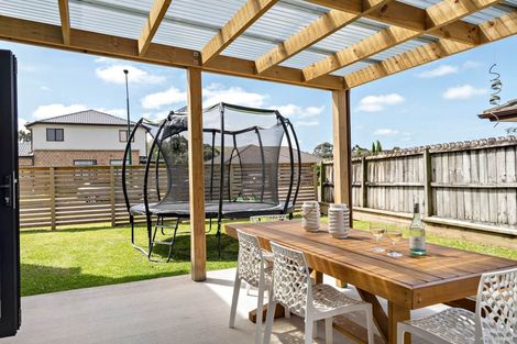 Photo of property in 6 Derg Place, East Tamaki, Auckland, 2013