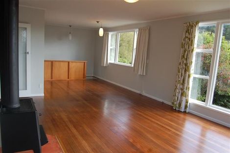 Photo of property in 101 Manuka Street, Stokes Valley, Lower Hutt, 5019