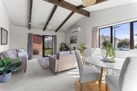 Photo of property in 1/39 Fulford Street, New Plymouth, 4310