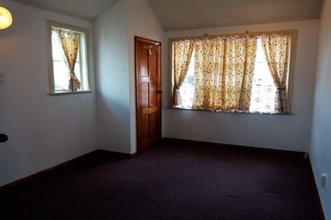 Photo of property in 11 Savage Crescent, Upper Hutt Central, Upper Hutt, 5018