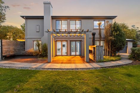 Photo of property in 42 Meadow Street, Papanui, Christchurch, 8052