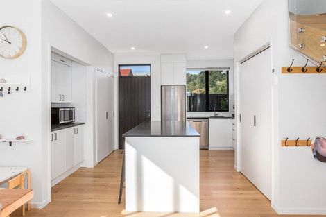 Photo of property in 16a Inglis Street, Seatoun, Wellington, 6022