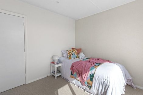 Photo of property in 1 Galt Street, Hawera, 4610