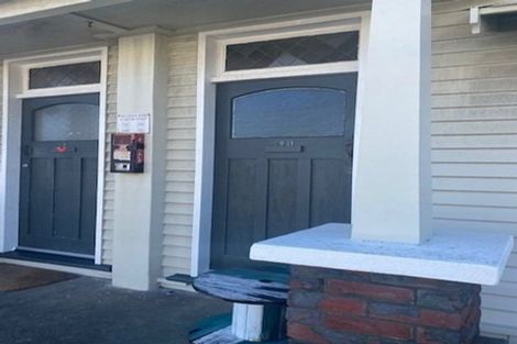 Photo of property in 19 Austin Street, Mount Victoria, Wellington, 6011