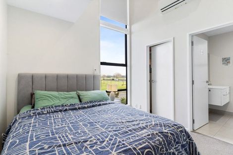 Photo of property in 7 Battalion Drive, Papakura, 2110