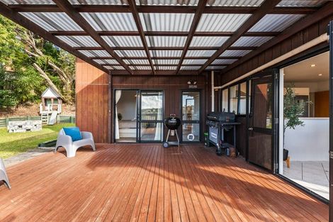 Photo of property in 10 Camilla Grove, Totara Vale, Auckland, 0629