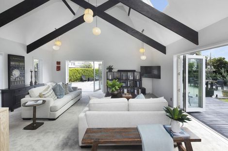 Photo of property in 1 Hanover Place, Ilam, Christchurch, 8041