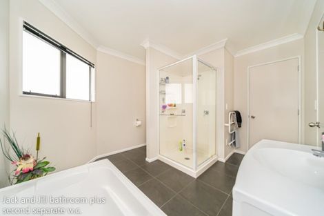 Photo of property in 28 Tararua Street, Trentham, Upper Hutt, 5018