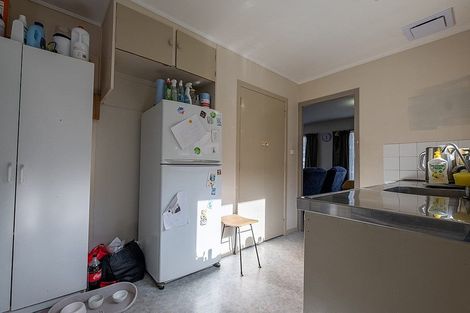 Photo of property in 2 Shaldon Crescent, Blagdon, New Plymouth, 4310