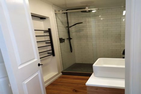 Photo of property in 28 Edinburgh Terrace, Berhampore, Wellington, 6023