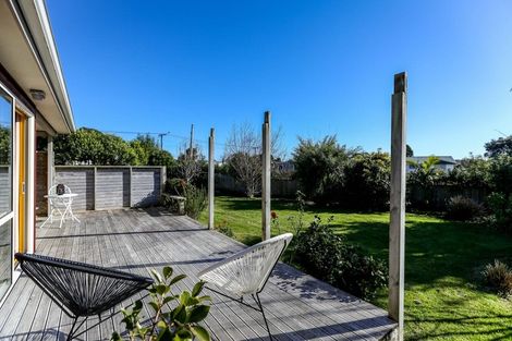 Photo of property in 19 Cumming Street, Okato, 4335