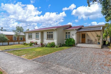 Photo of property in 16 Tokomaru Road, Tokomaru, Palmerston North, 4474