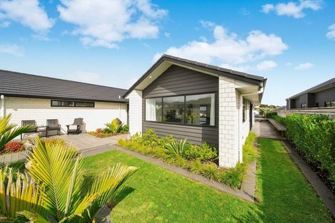 Photo of property in 1 Ashwood Lane, Bell Block, New Plymouth, 4312