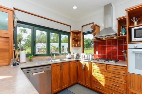 Photo of property in 400 Porangahau Road, Waipukurau, 4282