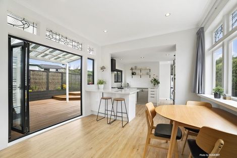 Photo of property in 10 Tarawera Road, Johnsonville, Wellington, 6037