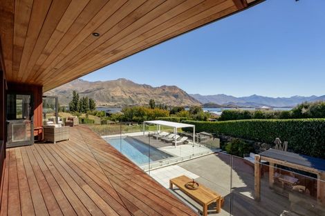 Photo of property in 314 Beacon Point Road, Wanaka, 9305
