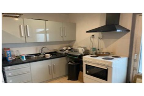 Photo of property in 3 Rogers Avenue, Eastern Beach, Auckland, 2012