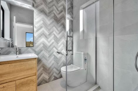 Photo of property in 12 Woven Place, Karaka, Papakura, 2113