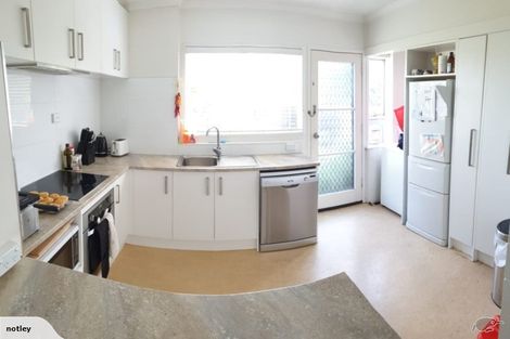 Photo of property in 6a Tidey Road, Mount Wellington, Auckland, 1072